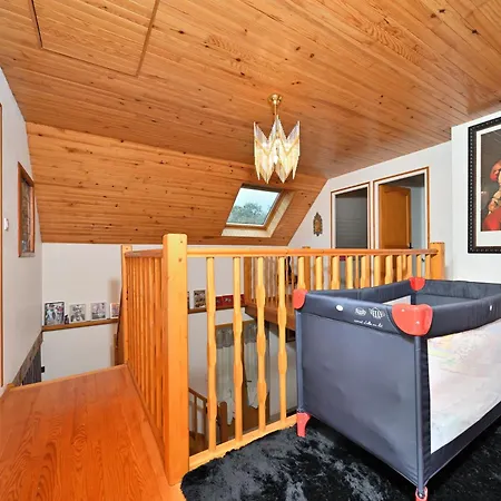 بيت للعطل Jolie Maison Vallee D'aure 4etoiles *